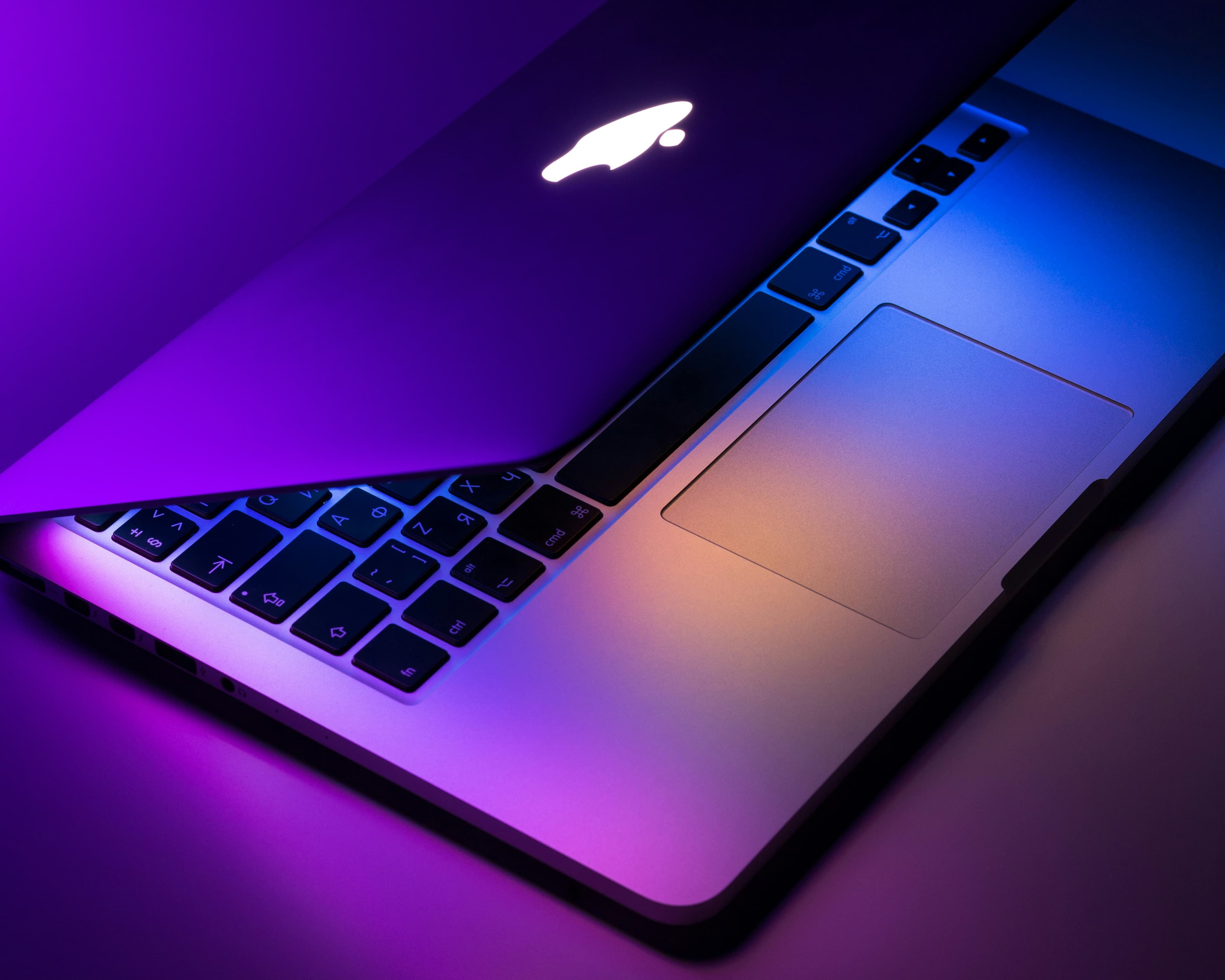 MacBook Pro 16-inch thumbnail 1