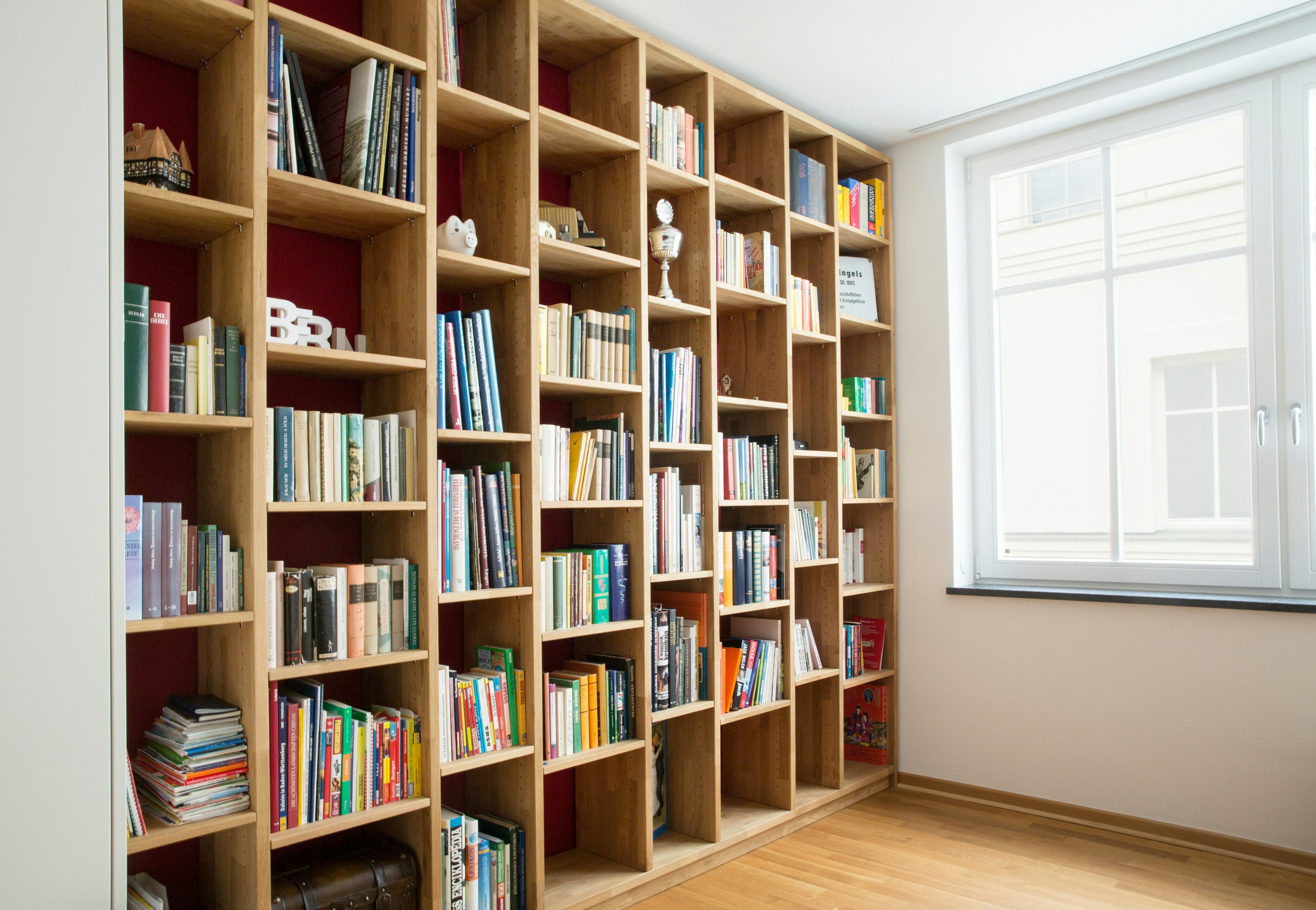 IKEA BILLY Bookcase thumbnail 1