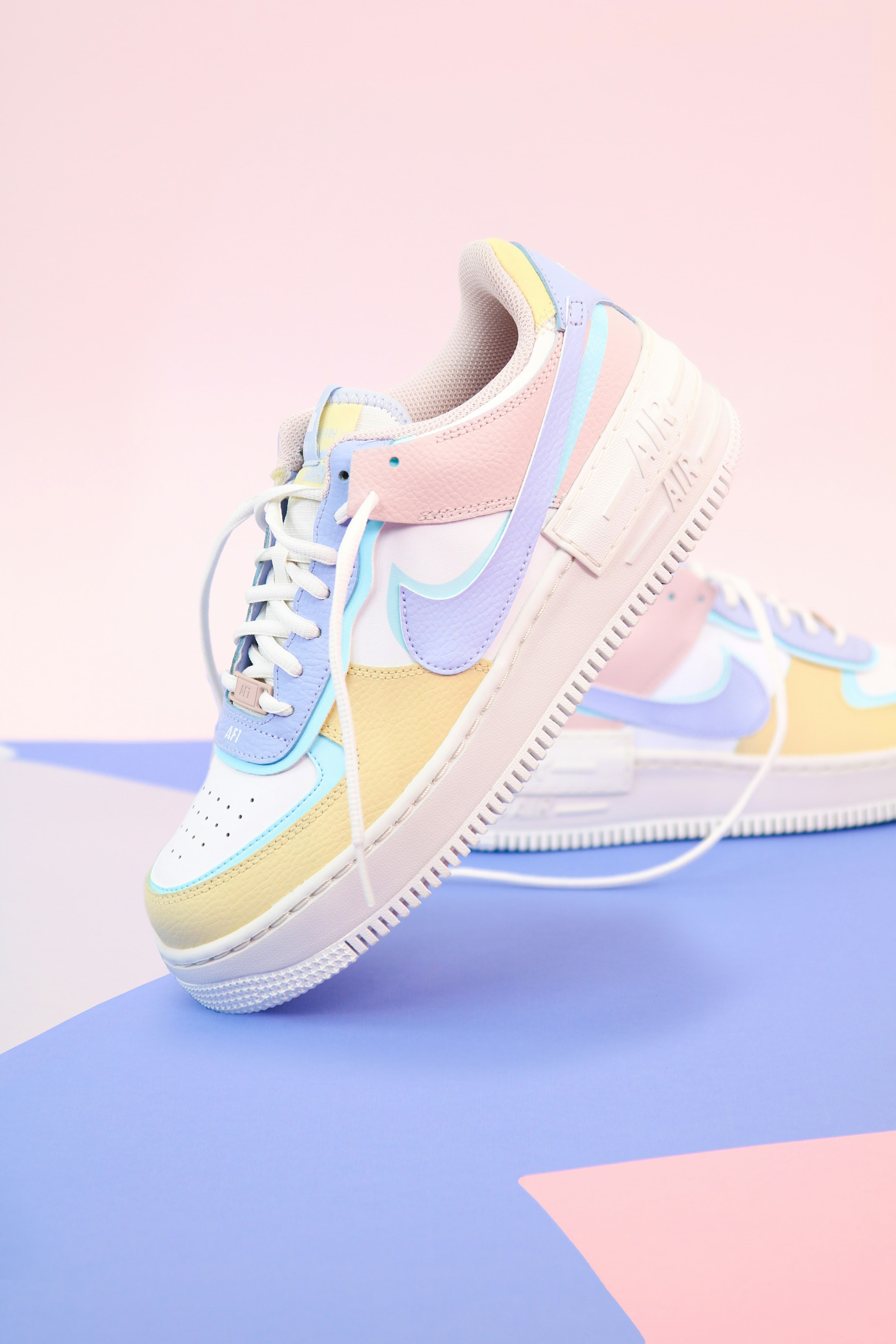Nike Air Force 1 thumbnail 1