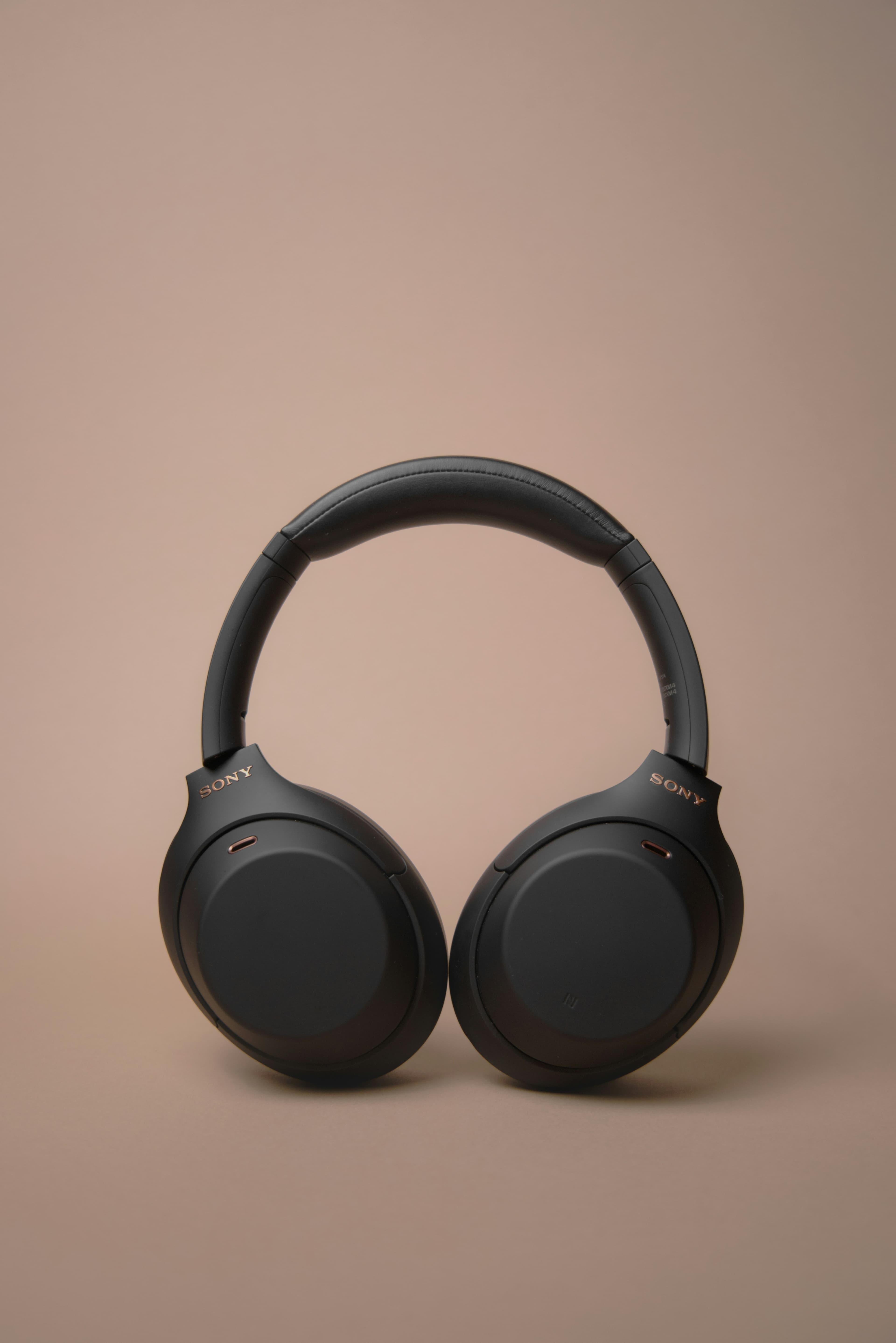 Sony WH-1000XM5 Wireless Headphones thumbnail 1